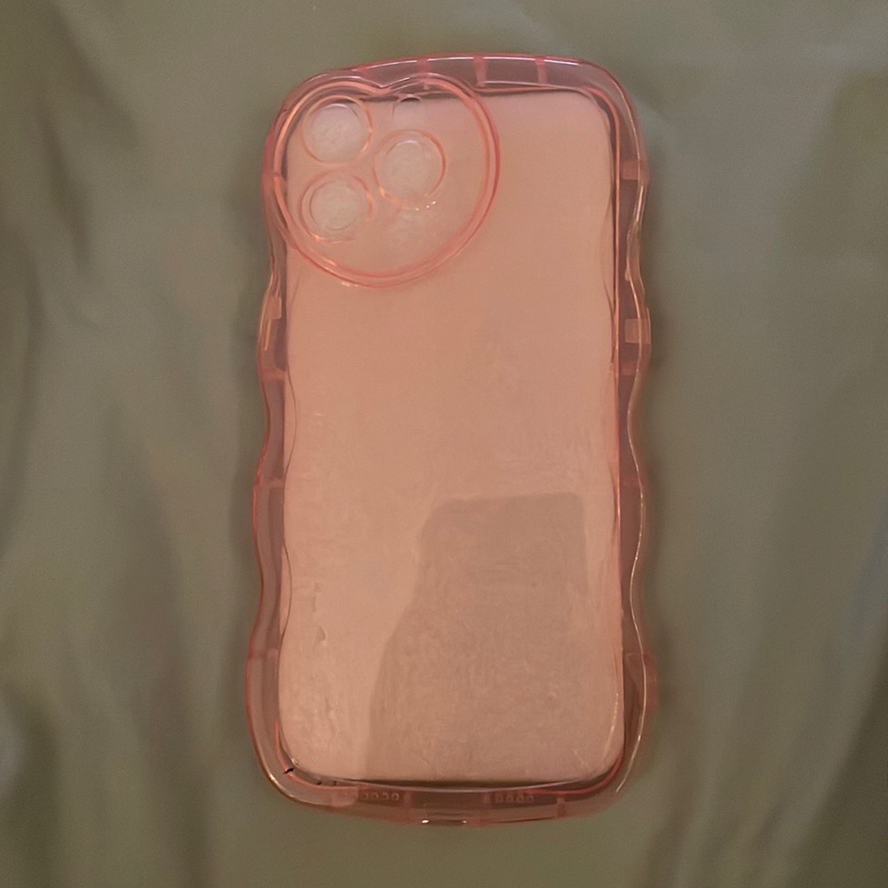 iPhone 13 pro max heart case